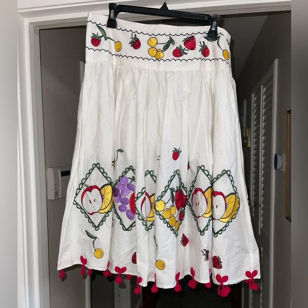 Population Embroidered White Skirt with Colorful Fruit Design